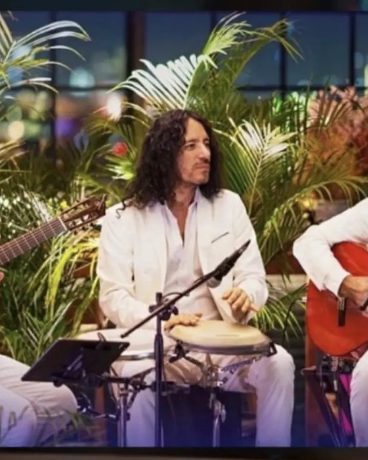Spanish rumba trio with guitars and cajón for a villa party in Dubai